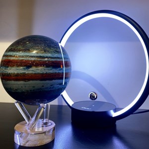 Mova globe jupiter