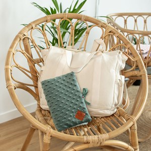 Protège carnet de santé en minky rose