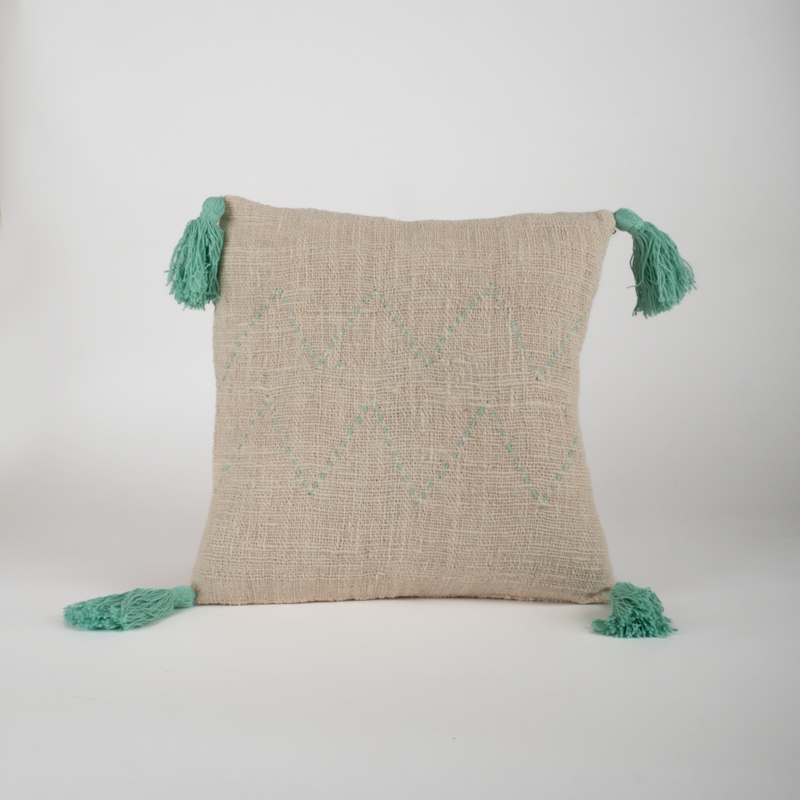 Sud Nomade - Housse de coussin écru motifs vert d'eau