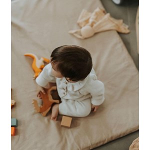 Tapis de motricité carré couleur lin