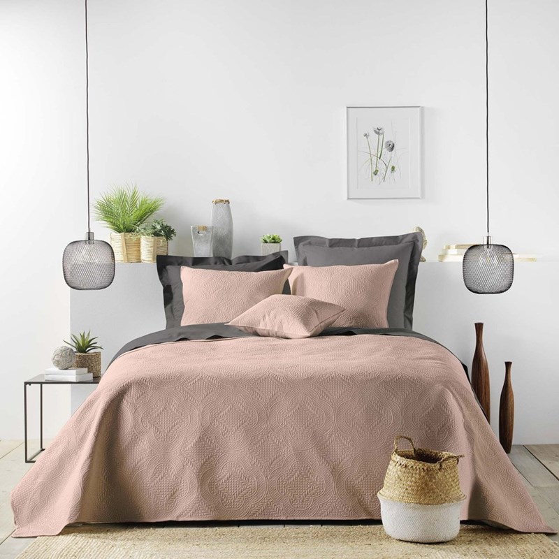 Couvre-lit 2 personnes matelassé 220x240