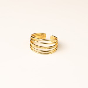 Bague réglable dorée à cinq anneaux