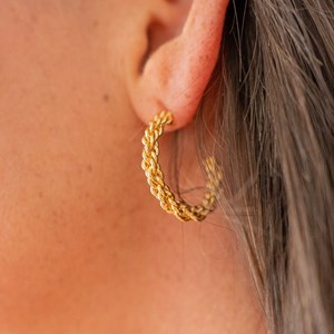 Créoles maxi tressées dorées