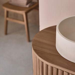 Meuble de salle de bain suspendu teck