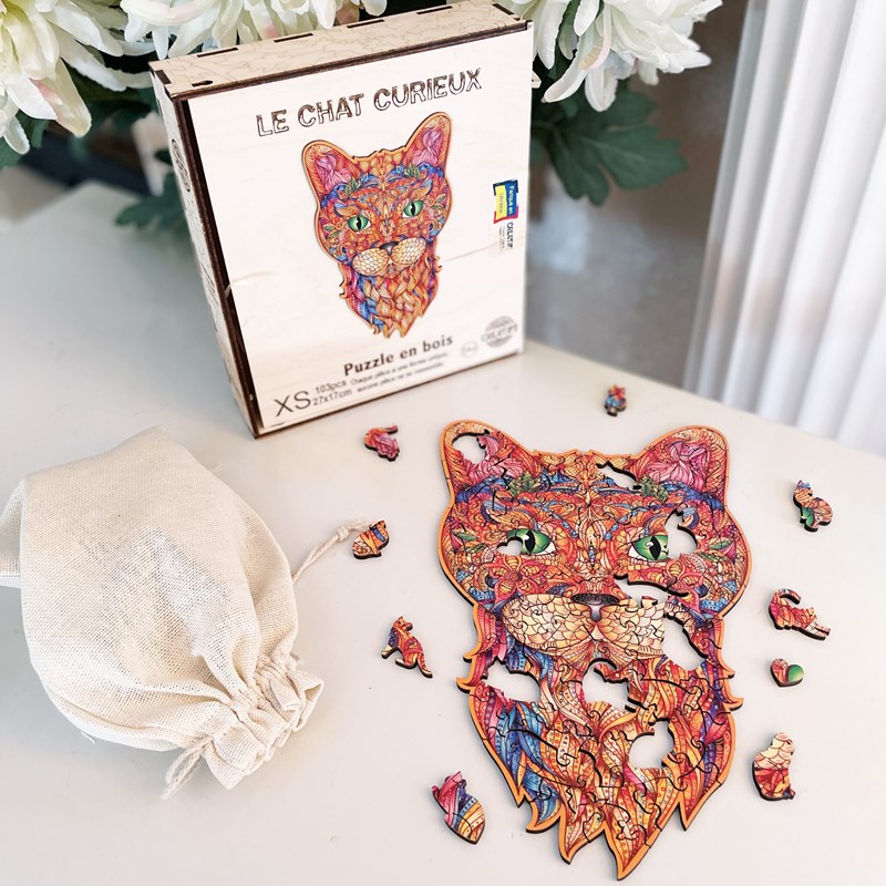Le chat curieux puzzle bois, c b