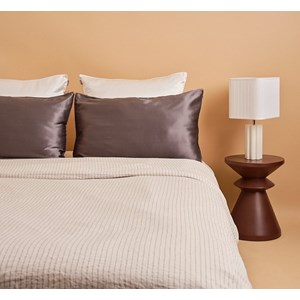 Taie d'oreiller en soie gris foncé 51x76