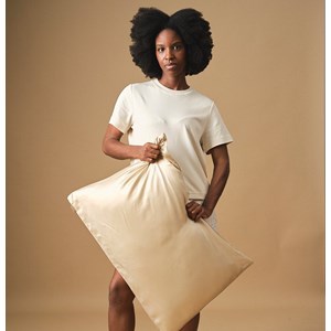 Taie d'oreiller en soie champagne 51x76