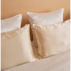Taie d'oreiller en soie champagne 51x76