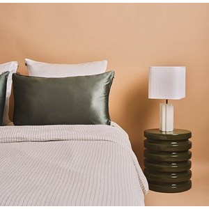 Taie d'oreiller en soie vert sauge 51x76