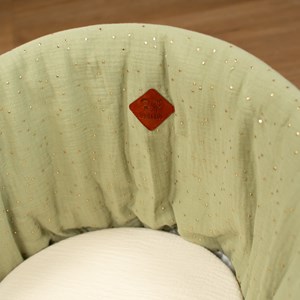 Couffin bébé pois dorés matelas vert à