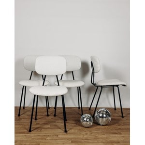 Le lot de chaises modernistes n°23