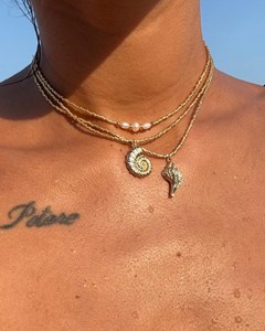 Collier coquillage or