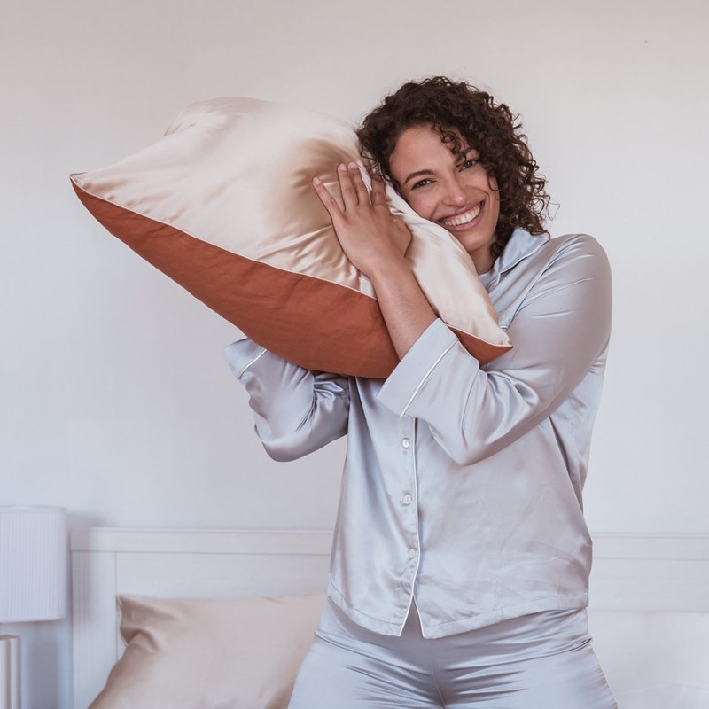 Taie d'oreiller en soie et lin 65x65