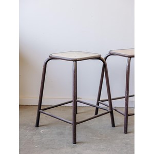 Axel, le tabouret industriel n°5