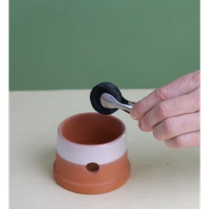 Pince a charbon aromandise