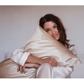 Taie d'oreiller brodée en soie 51x76