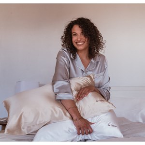 Taie d'oreiller brodée en soie 51x76