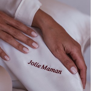 Taie d'oreiller brodée en soie 51x76