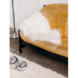 Robert, le canapé brutaliste n°6