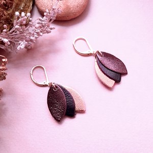 Boucle d'oreille courte chouchous cassis