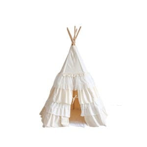 Tente tipi blanc chic avec volants