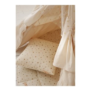 Tente tipi avec franges et tapis boho ca