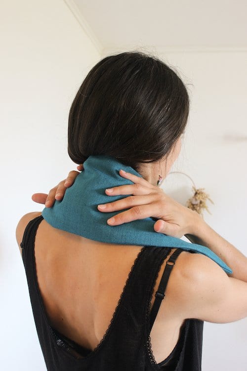 Bouillotte pour les cervicales Nature & Découvertes — free download