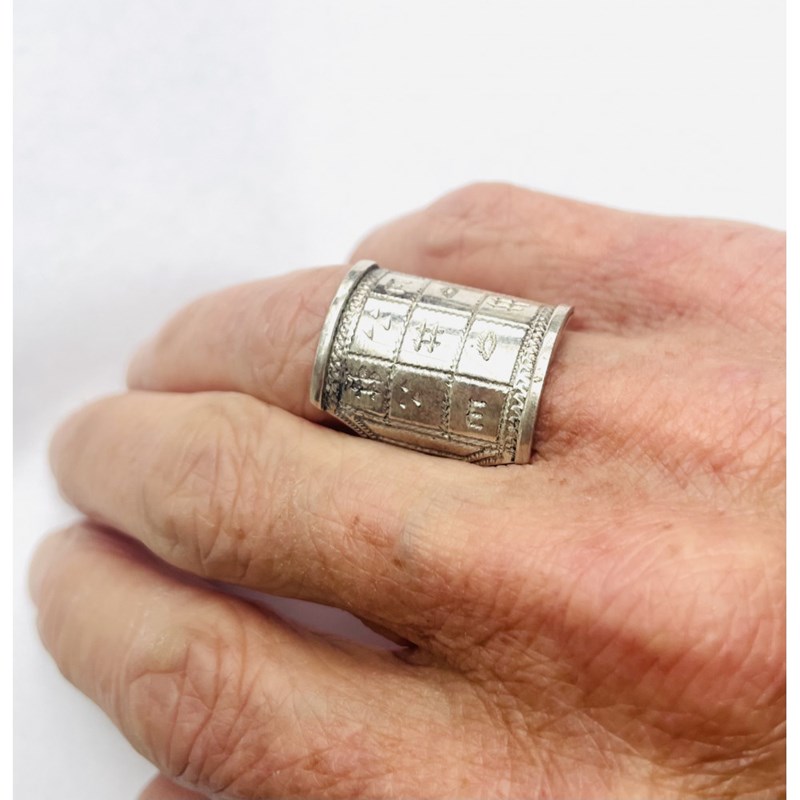 Bague chevalière artisanale