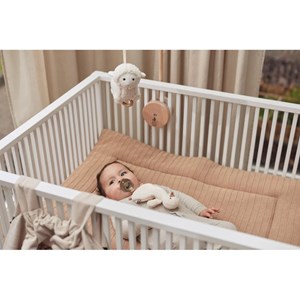 Peluche musicale agneau par jollein