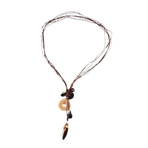 Collier en fil de soie