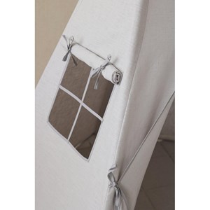 Tente tipi avec tapis gris pigeon