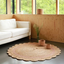 Tapis jute neha nude par nattiot