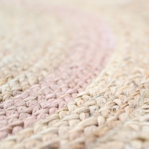 Tapis jute neha nude par nattiot