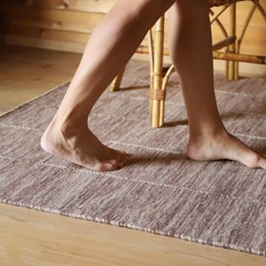 Tapis lhena brun rose m