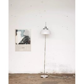 Julien, le lampadaire en métal n°11