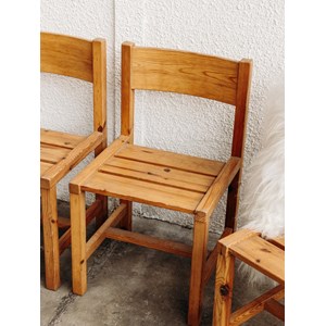 Alma, la chaise en bois n°38