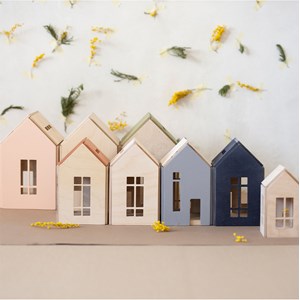 Maison de poupées aimantée naturelle m