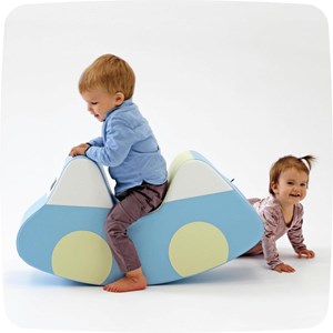 Rocker car bleu pastel clair