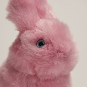 Peluche lapin léon assis rose