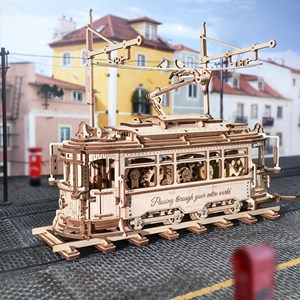 Maquette bois - tramway lisbonne