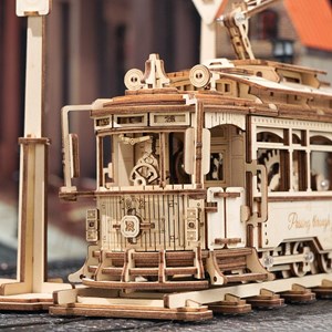 Maquette bois - tramway lisbonne