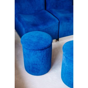 Axel, le tabouret en velours bleu n°29