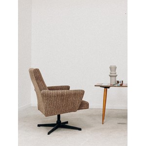 Jakob, le fauteuil en laine n°63