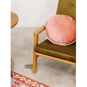 Jakob, le fauteuil en velours n°65