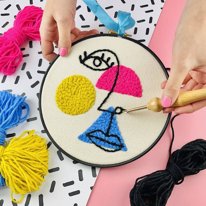 Kit punch needle visage abstrai