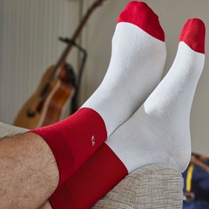 Chaussettes bicolores rouge et beige