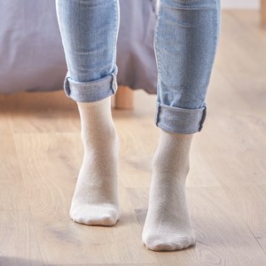 Chaussettes unies pailletées beige
