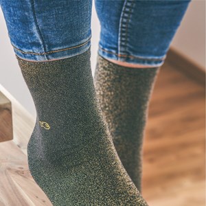 Chaussettes unies pailletées noir doré