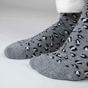 Chaussettes léopard gris