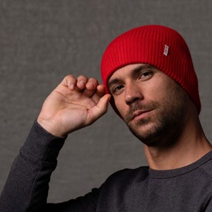 Bonnet en laine d'agneau rouge